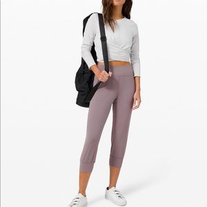 Lululemon Align Jogger 23” Crop sz 8 NWT